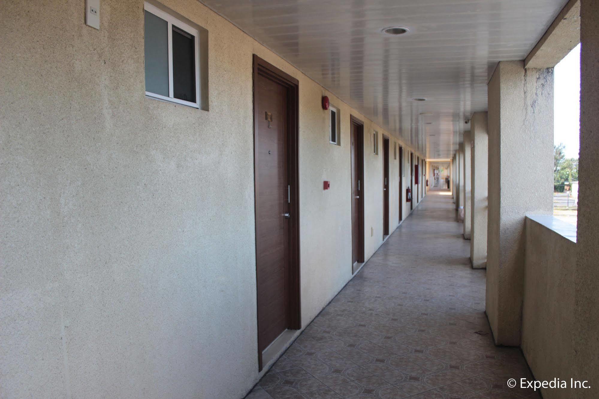 Subic Coco Hotel Olongapo Dış mekan fotoğraf