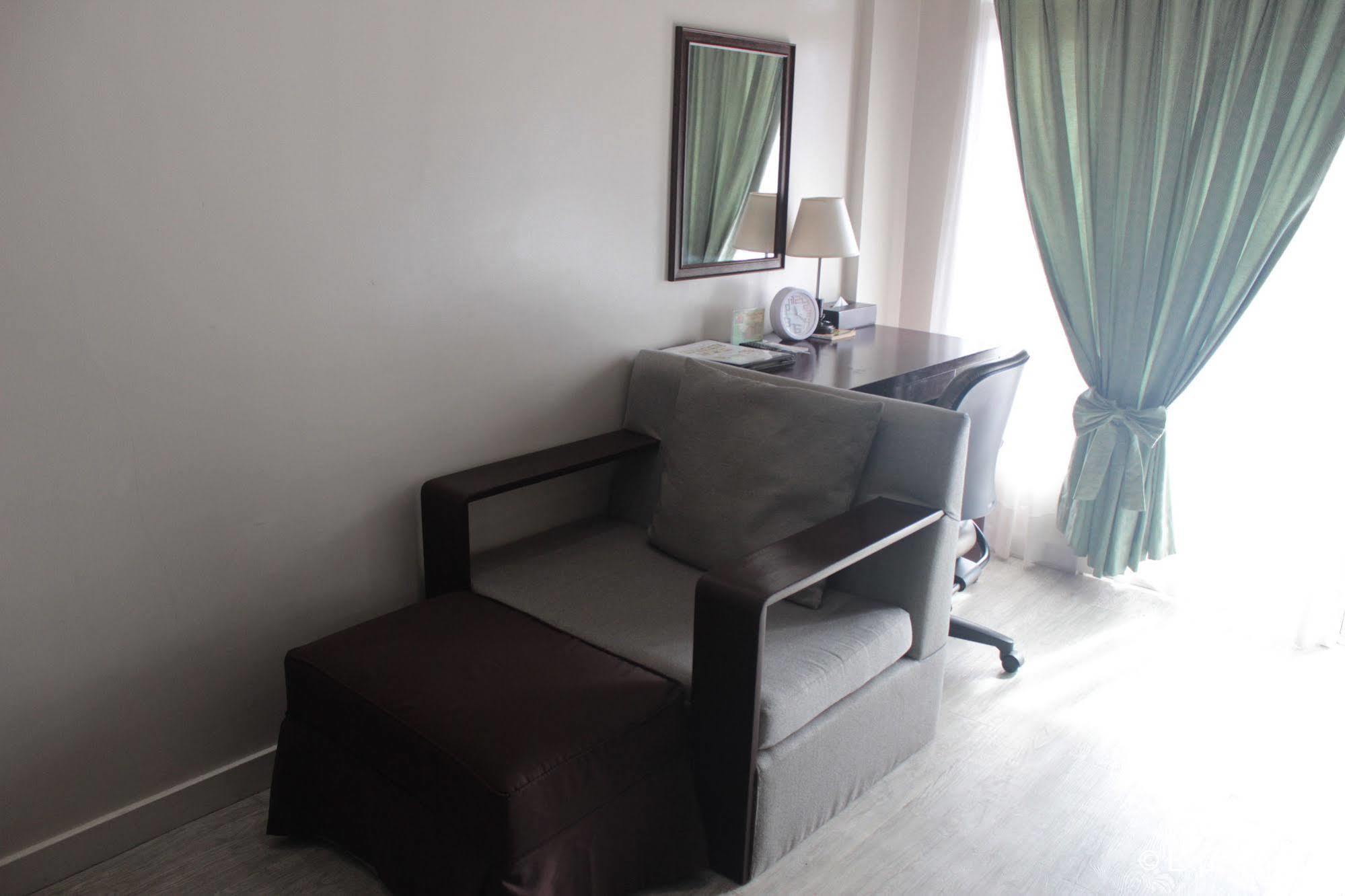 Subic Coco Hotel Olongapo Dış mekan fotoğraf