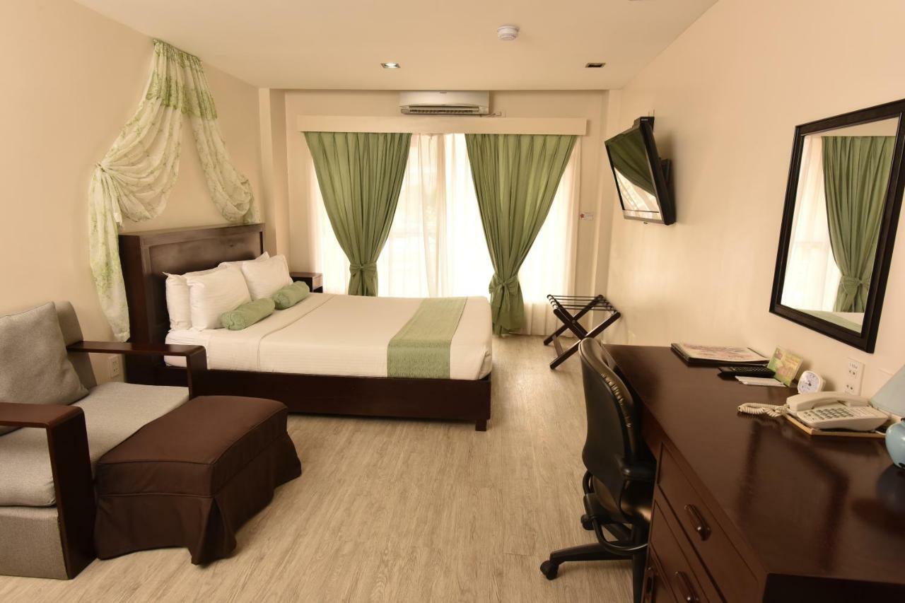 Subic Coco Hotel Olongapo Dış mekan fotoğraf